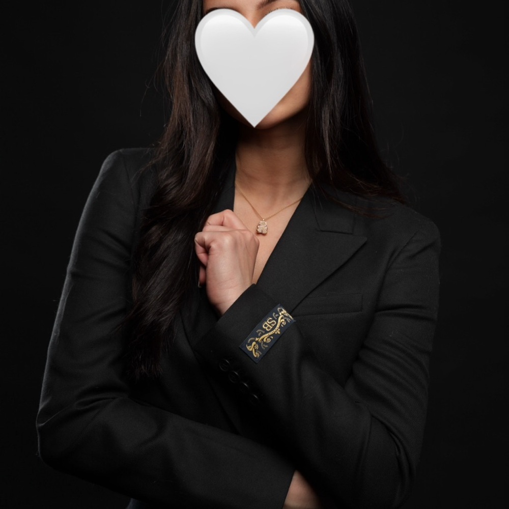 Cropped Aritzia Babaton Blazer - Picture 2 of 3